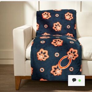 Vera Bradley NFL Chicago Bears Oversized Throw NWT